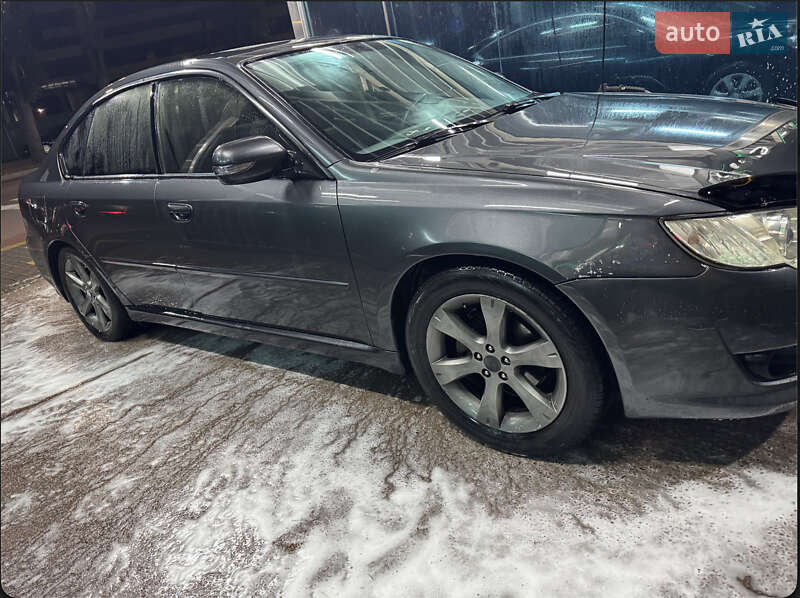 Седан Subaru Legacy 2007 в Києві