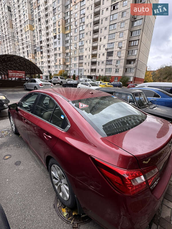 Седан Subaru Legacy 2014 в Киеве