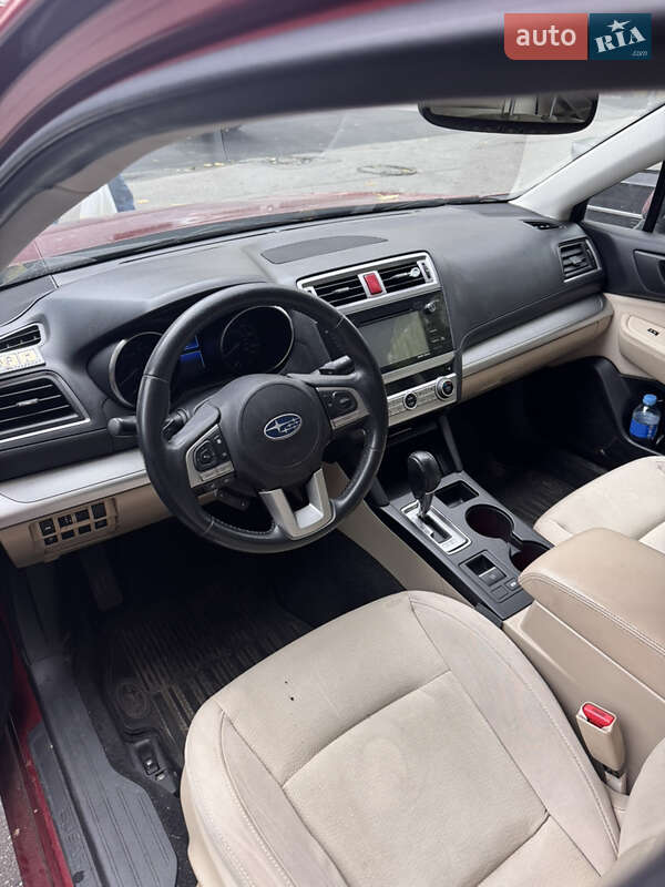 Седан Subaru Legacy 2014 в Киеве