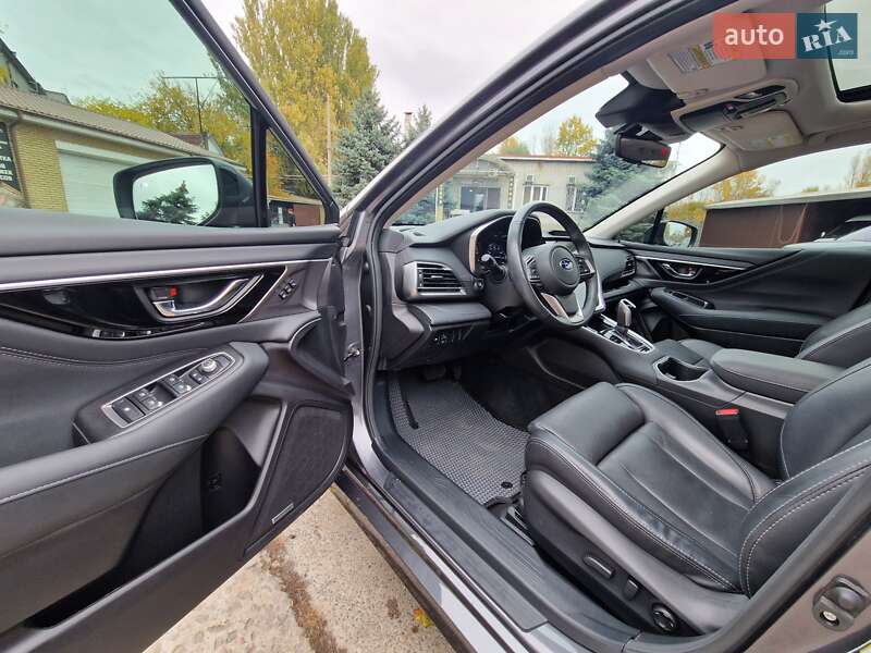 Седан Subaru Legacy 2023 в Дніпрі