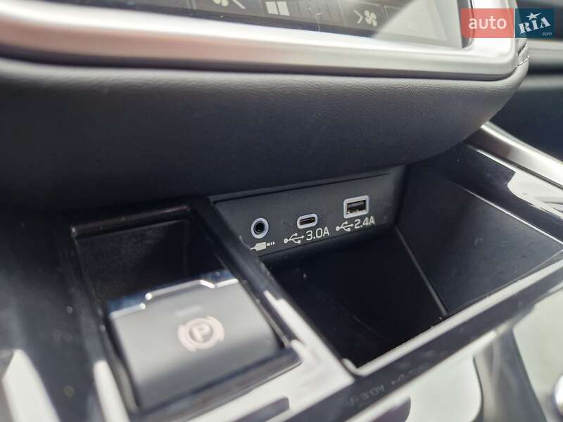 Седан Subaru Legacy 2023 в Дніпрі