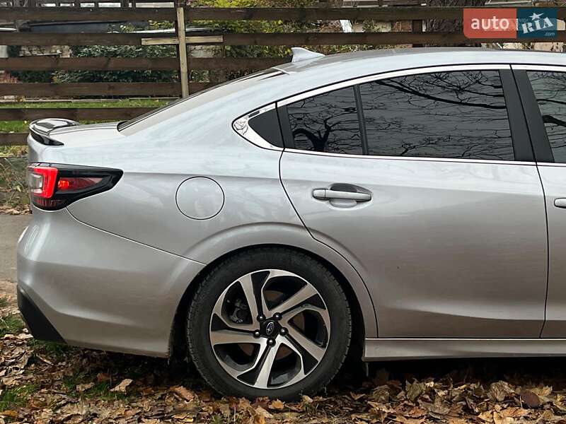 Седан Subaru Legacy 2019 в Киеве