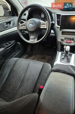 Седан Subaru Legacy 2012 в Киеве
