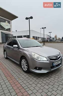 Седан Subaru Legacy 2010 в Днепре