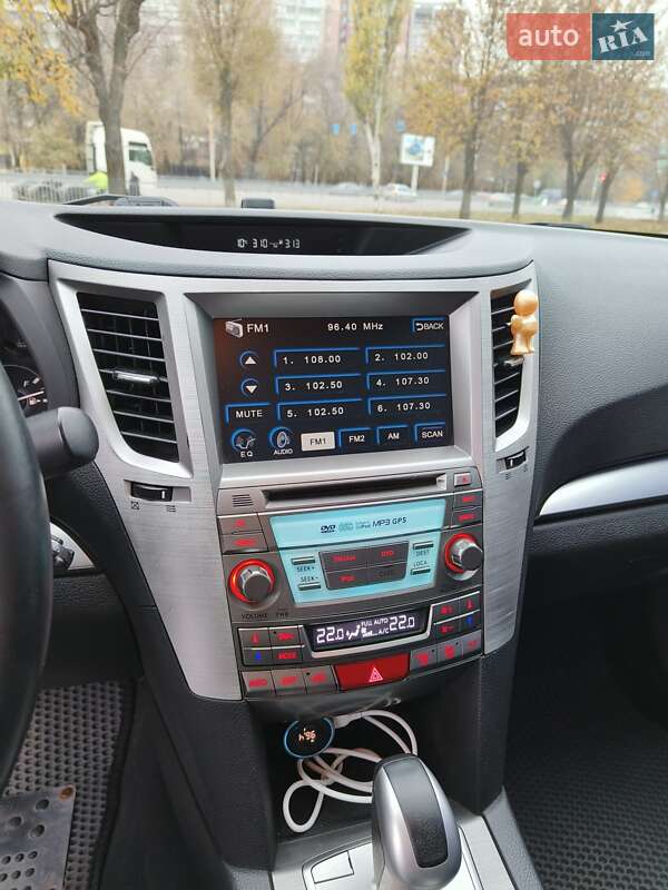 Седан Subaru Legacy 2010 в Днепре