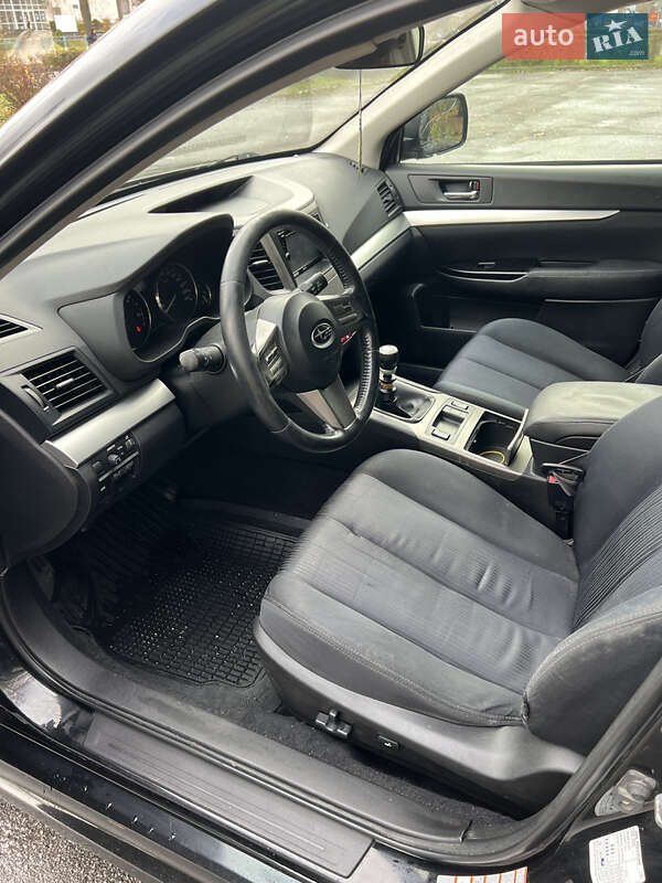 Универсал Subaru Legacy 2011 в Броварах фото 11 Универсал Subaru Legacy 2011 в Броварах