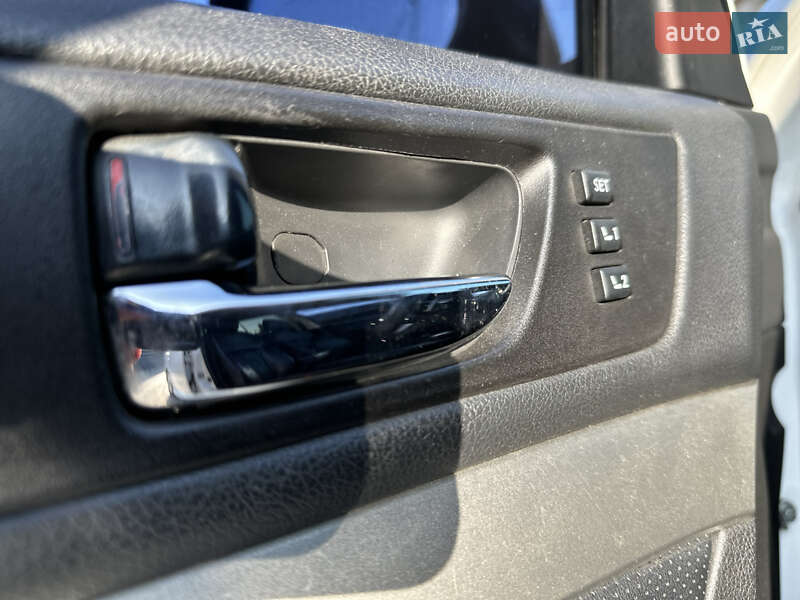 Универсал Subaru Legacy 2012 в Николаеве