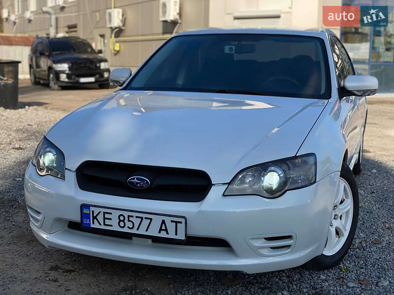 Седан Subaru Legacy 2004 в Днепре