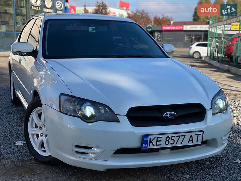 Седан Subaru Legacy 2004 в Днепре