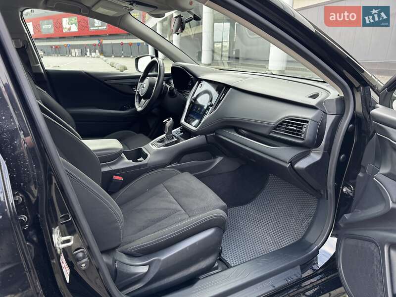 Седан Subaru Legacy 2019 в Киеве