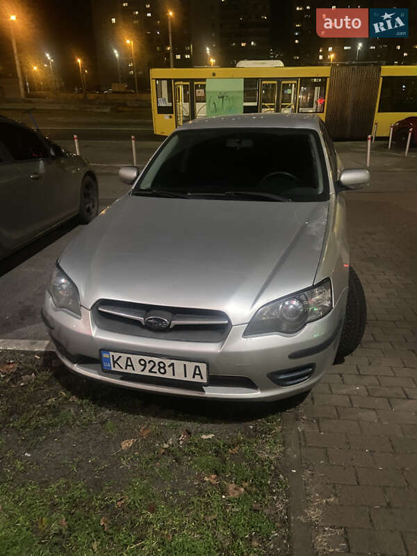 Седан Subaru Legacy 2006 в Києві
