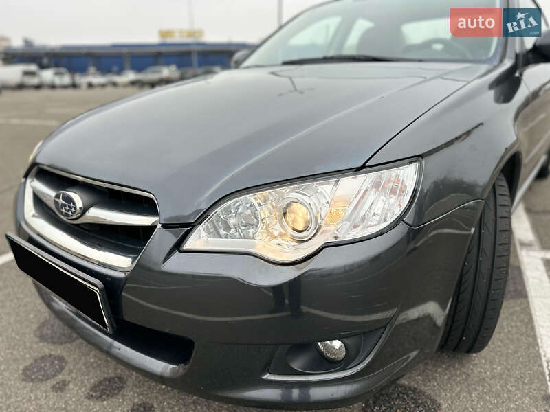 Седан Subaru Legacy 2008 в Киеве