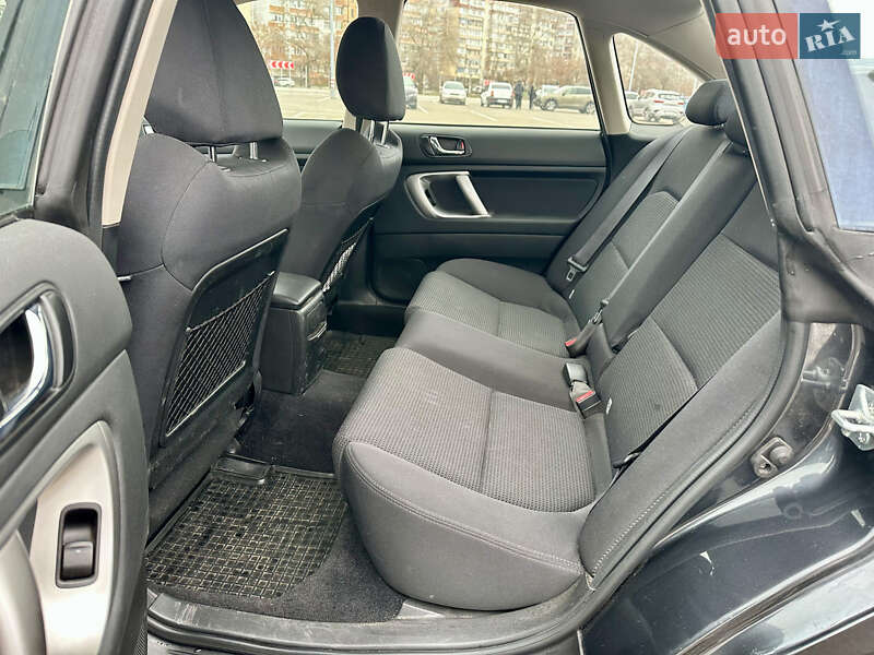 Седан Subaru Legacy 2008 в Киеве