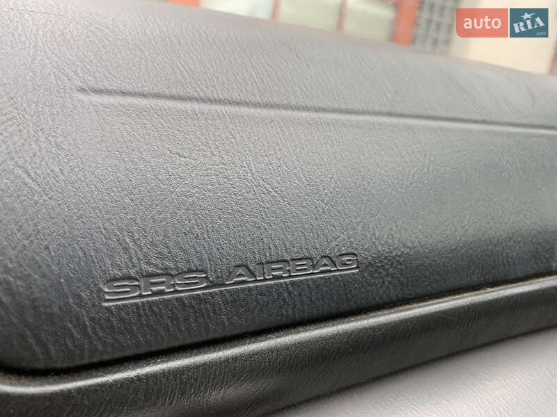 Седан Subaru Legacy 2003 в Нововолынске