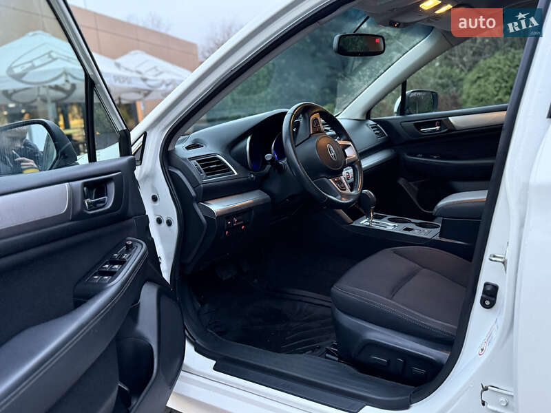 Седан Subaru Legacy 2015 в Києві