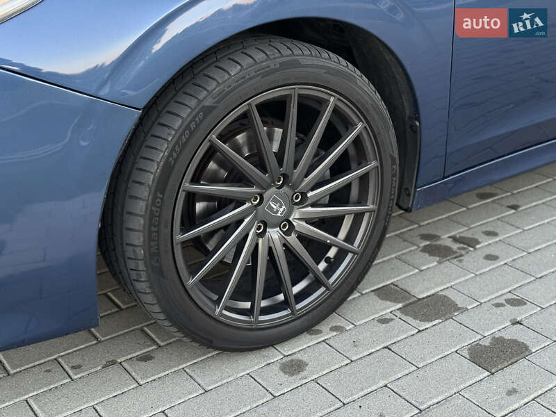 Седан Subaru Legacy 2019 в Львові