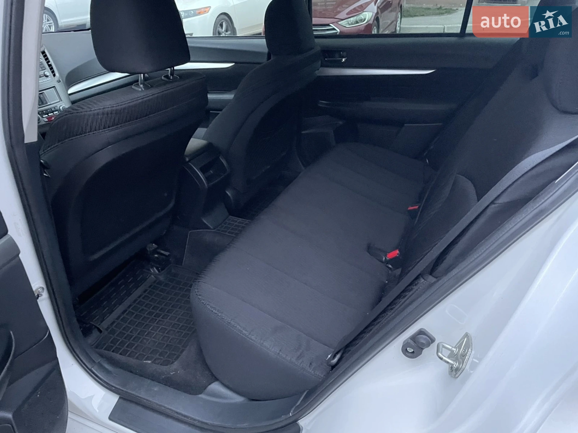 2010 Subaru Legacy - мініатюра 13