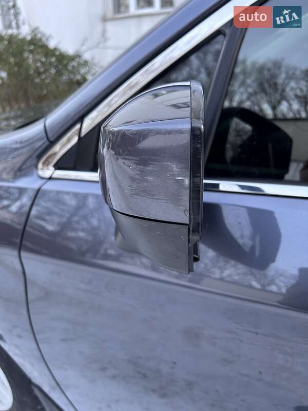 Седан Subaru Legacy 2015 в Львове