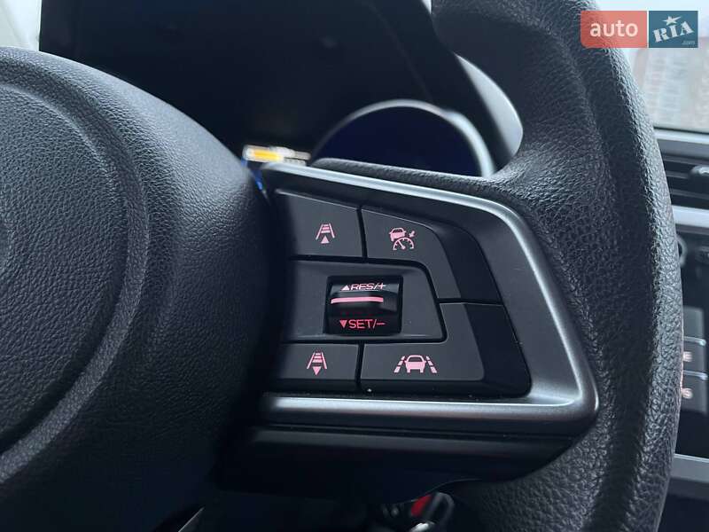 Седан Subaru Legacy 2019 в Киеве