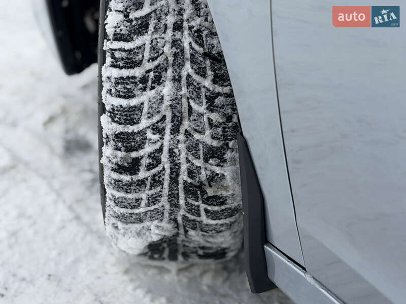 Седан Subaru Legacy 2019 в Виннице