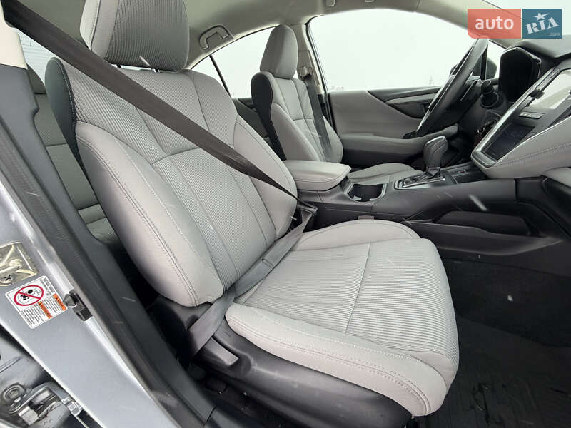 Седан Subaru Legacy 2019 в Виннице