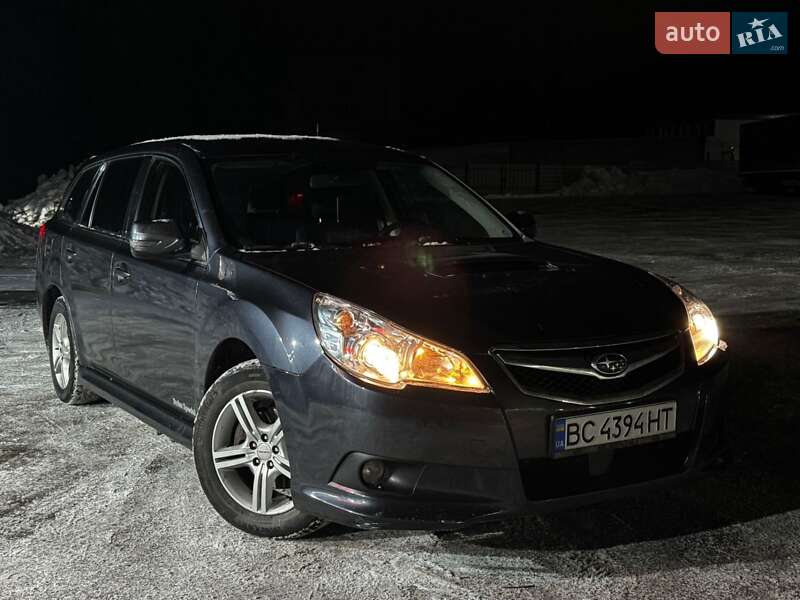 Subaru Legacy 2011
