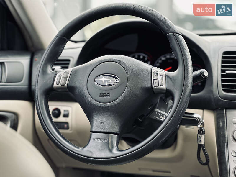 Седан Subaru Legacy 2004 в Кременчуге