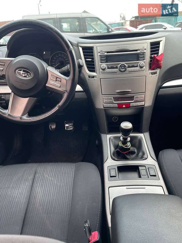 Седан Subaru Legacy 2010 в Ужгороді