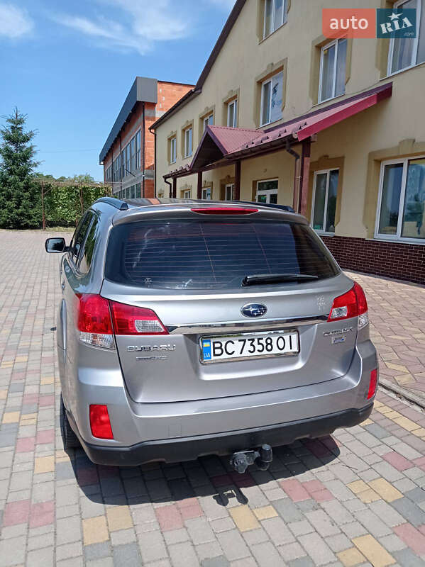 Універсал Subaru Legacy 2011 в Самборі