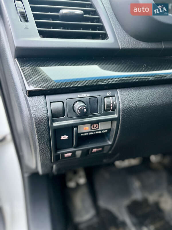 Седан Subaru Legacy 2013 в Днепре