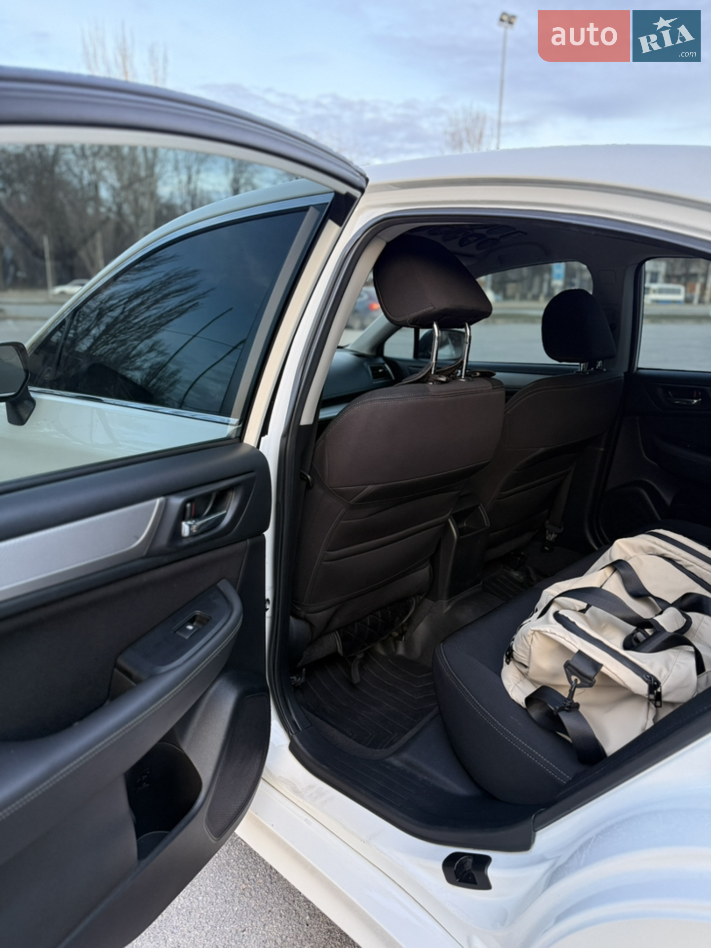 2015 Subaru Legacy - мініатюра 19