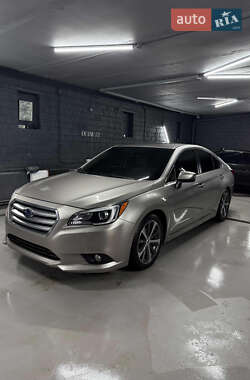 Седан Subaru Legacy 2016 в Киеве