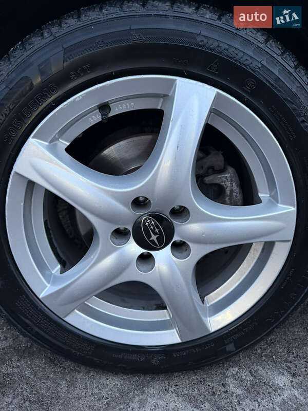 Седан Subaru Legacy 2004 в Ірпені