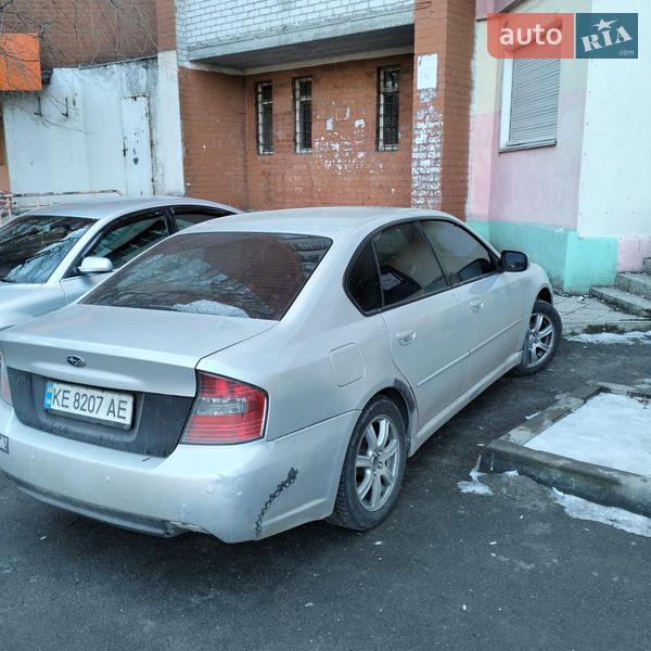 Седан Subaru Legacy 2005 в Дніпрі
