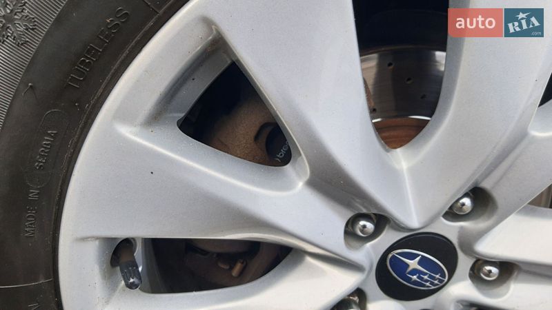 Седан Subaru Legacy 2015 в Киеве