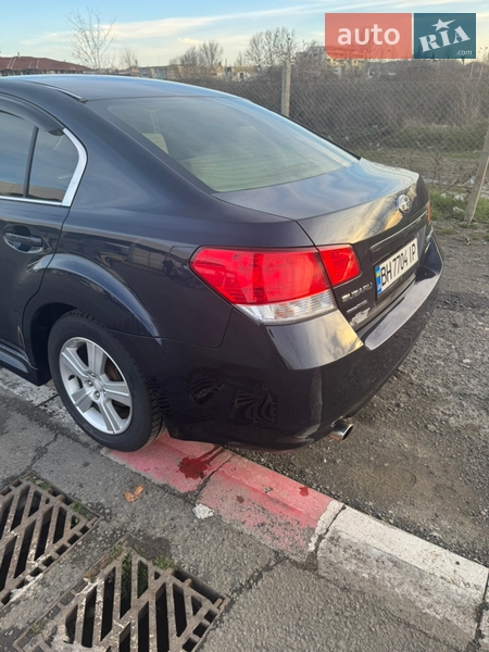 Седан Subaru Legacy 2012 в Тлумаче