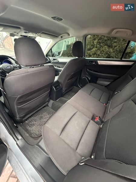 Седан Subaru Legacy 2016 в Днепре