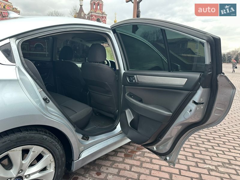 Седан Subaru Legacy 2016 в Днепре