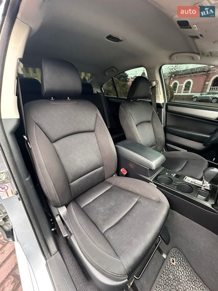 Седан Subaru Legacy 2016 в Днепре