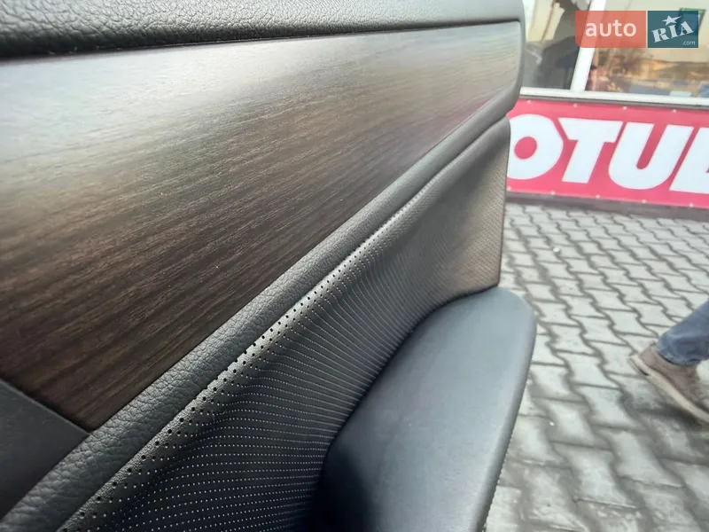 Subaru Legacy 2015