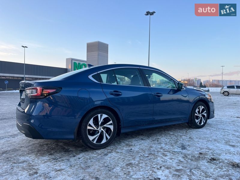 Седан Subaru Legacy 2019 в Киеве