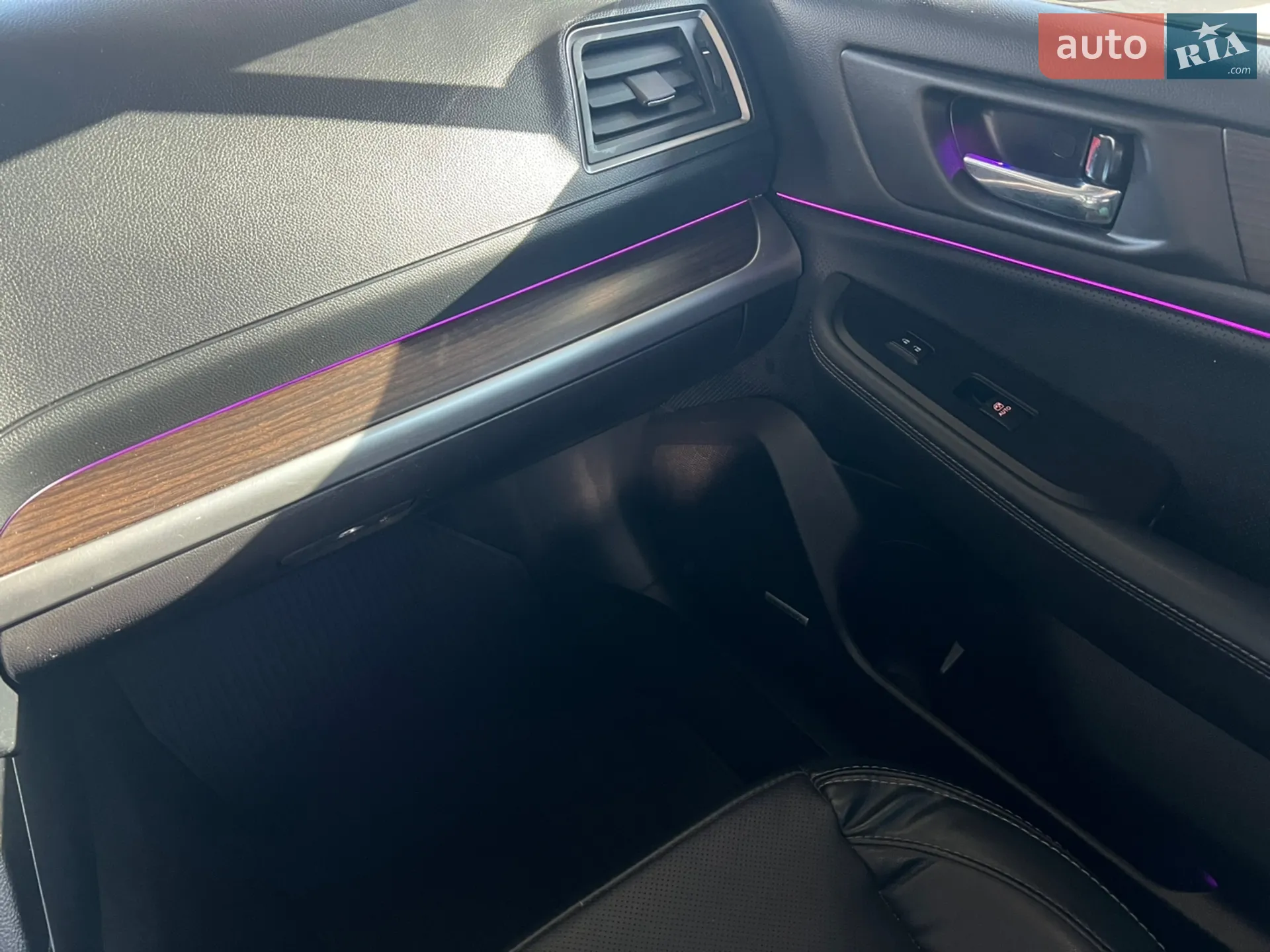 2016 Subaru Legacy - мініатюра 22
