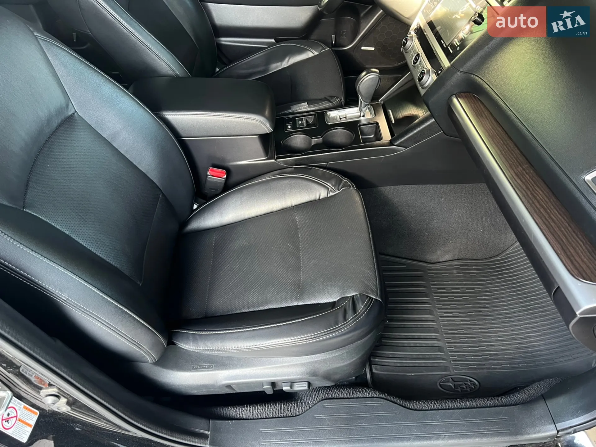 2016 Subaru Legacy - мініатюра 26