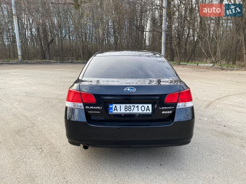 Седан Subaru Legacy 2014 в Києві