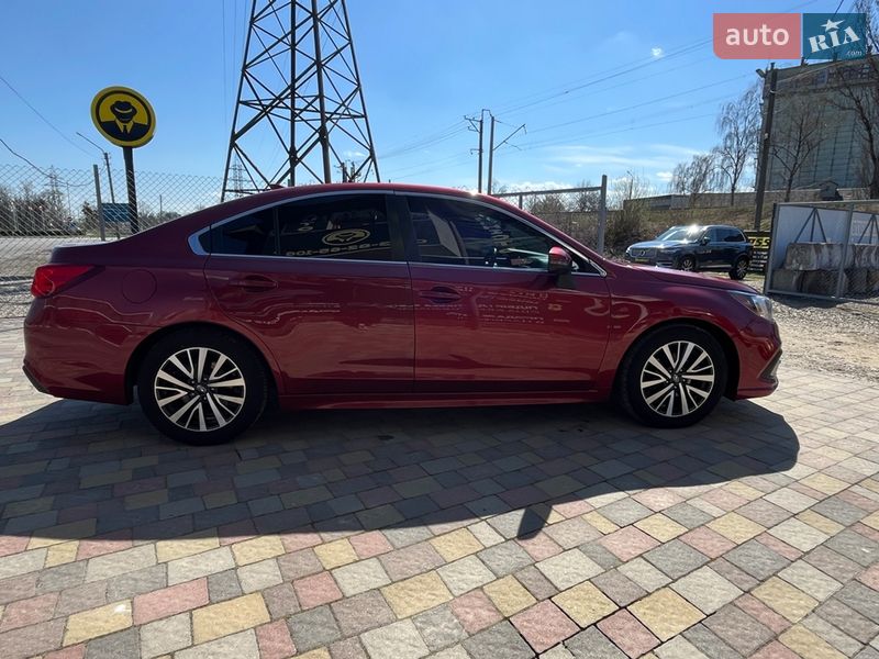 Седан Subaru Legacy 2019 в Стрию