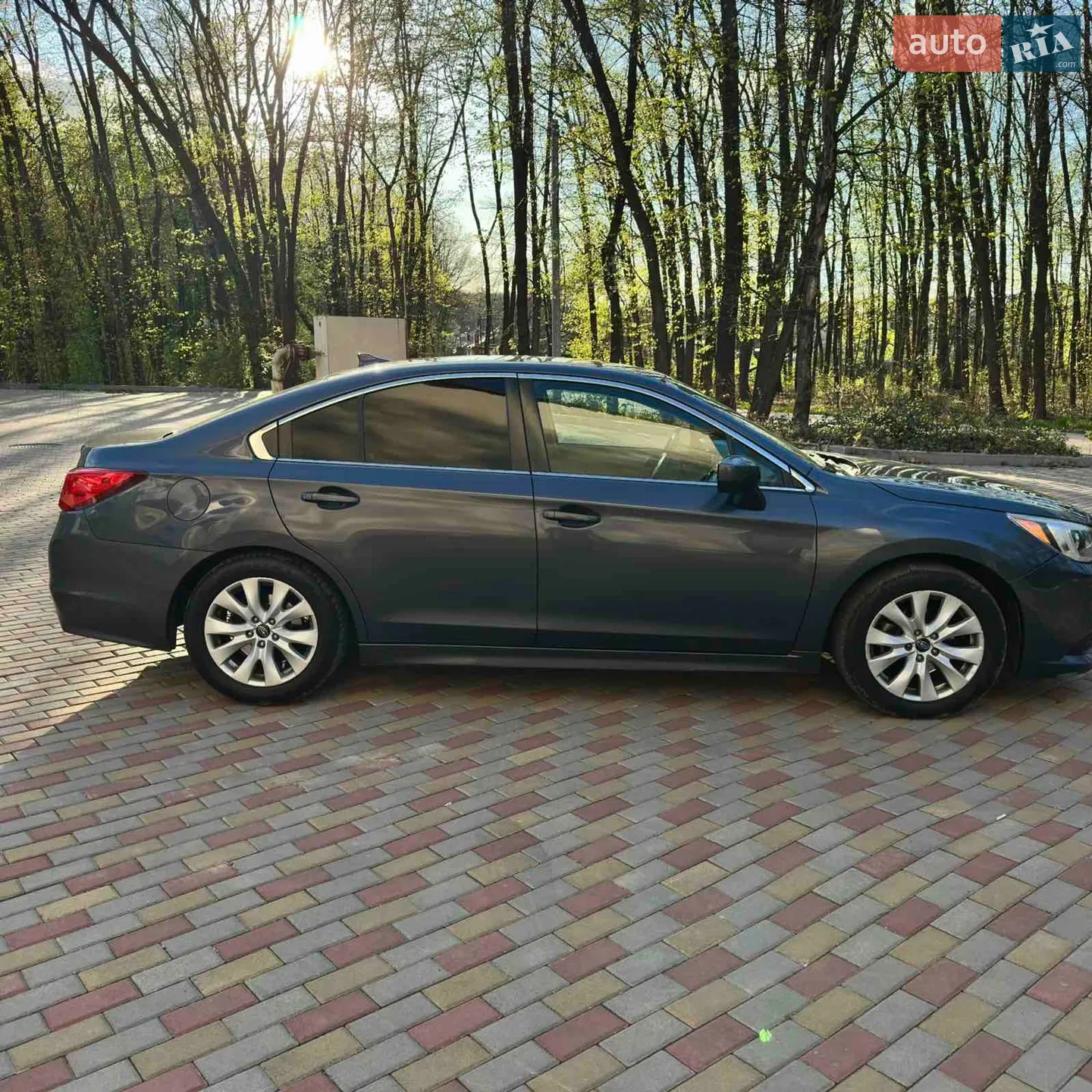 2017 Subaru Legacy - мініатюра 3