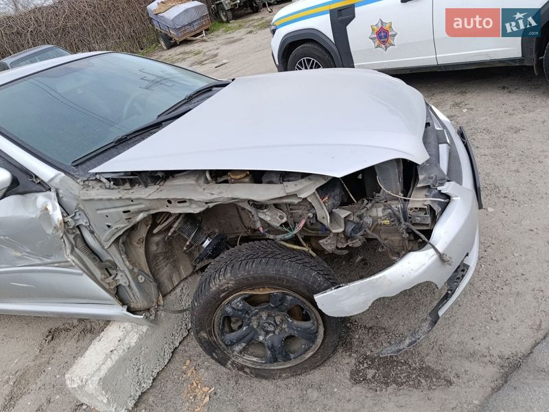 Седан Subaru Legacy 2003 в Запорожье