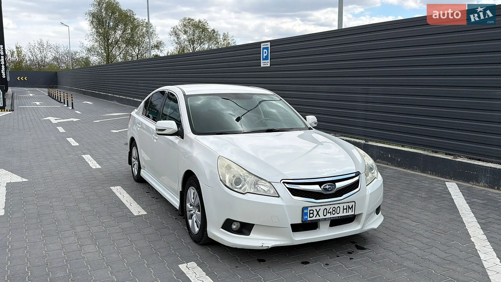 2010 Subaru Legacy - мініатюра 2