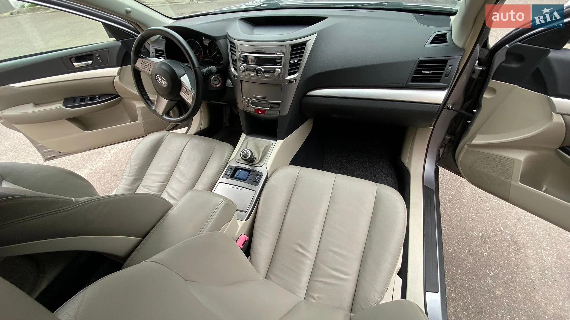 2010 Subaru Legacy - мініатюра 2