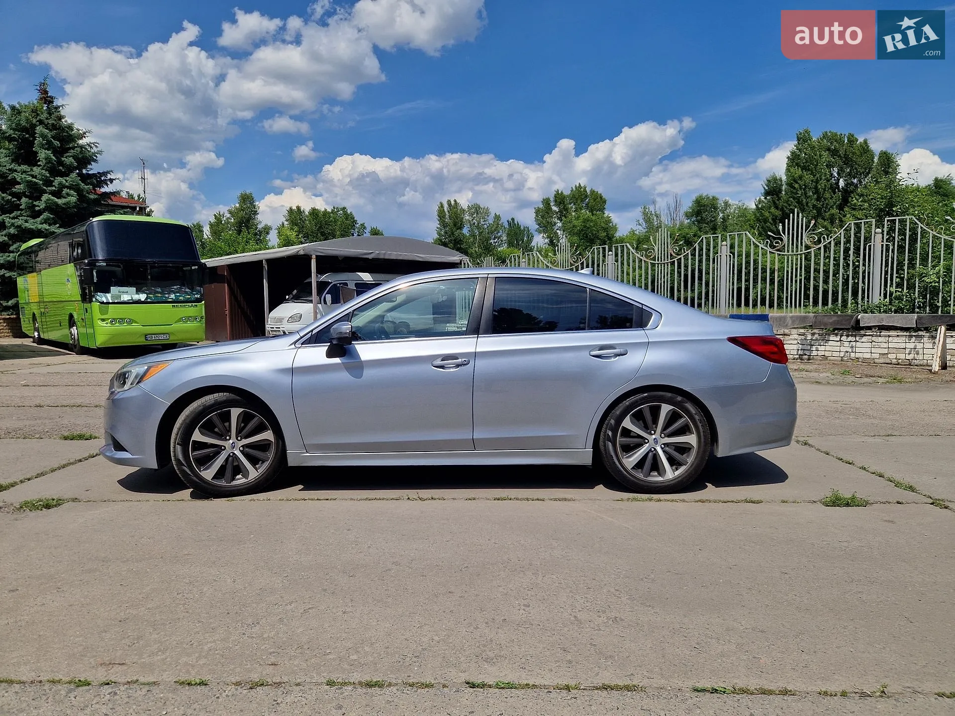2017 Subaru Legacy - мініатюра 8